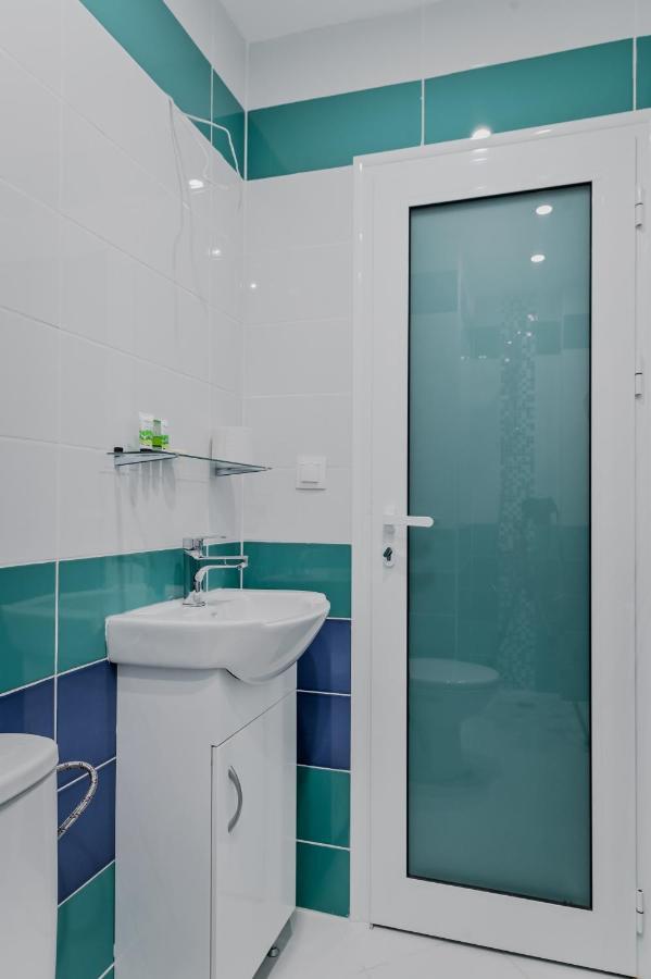 סופיה Bright Apartment In The Heart Of The City By Flat Mаnager מראה חיצוני תמונה